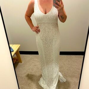 STUNNING fully beaded long bridal gown 👗